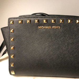 Michael Kors Medium Crossbody